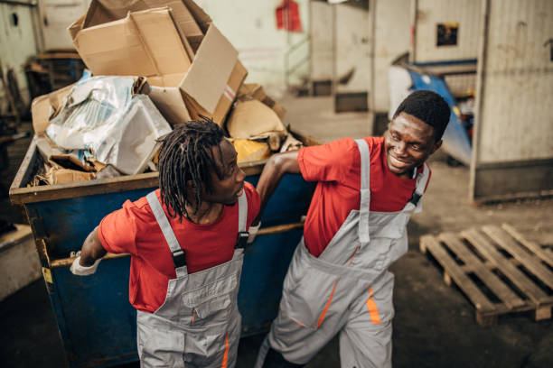 Best Junk Hauling Services  in Apollo, PA