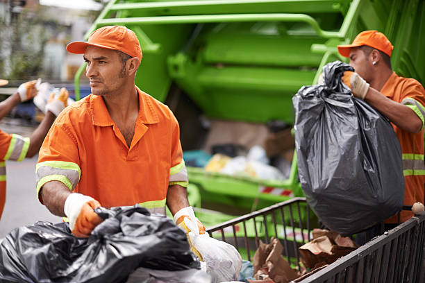 Best Commercial Cleanout Services  in Apollo, PA